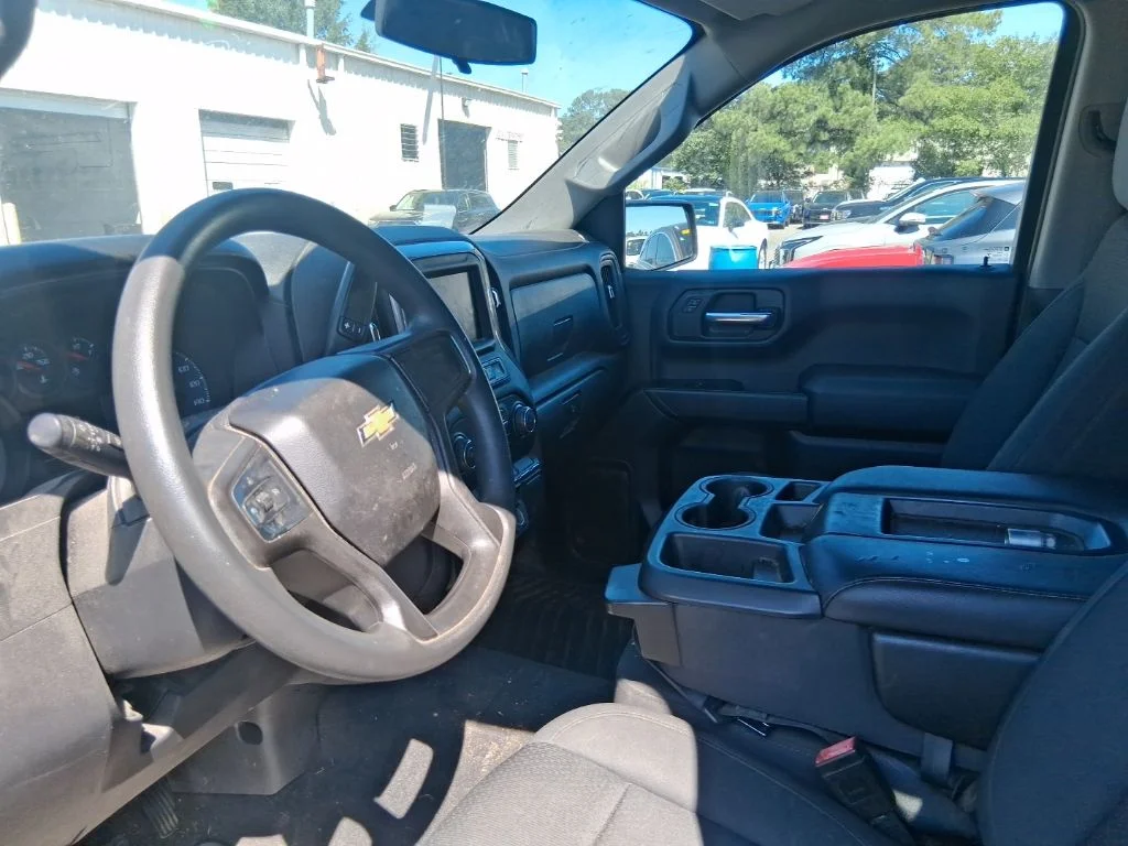 Used 2020 Blue Chevrolet Custom image 9