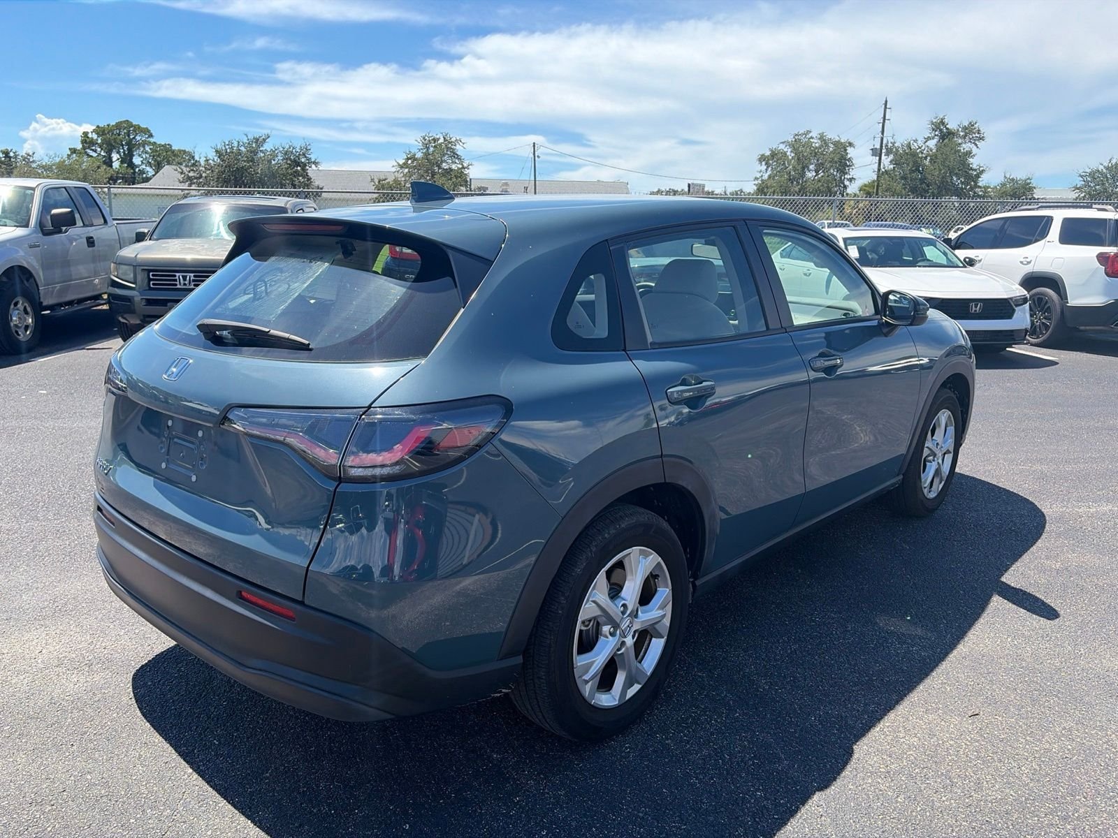 2025 Honda HR-V LX - Photo 7