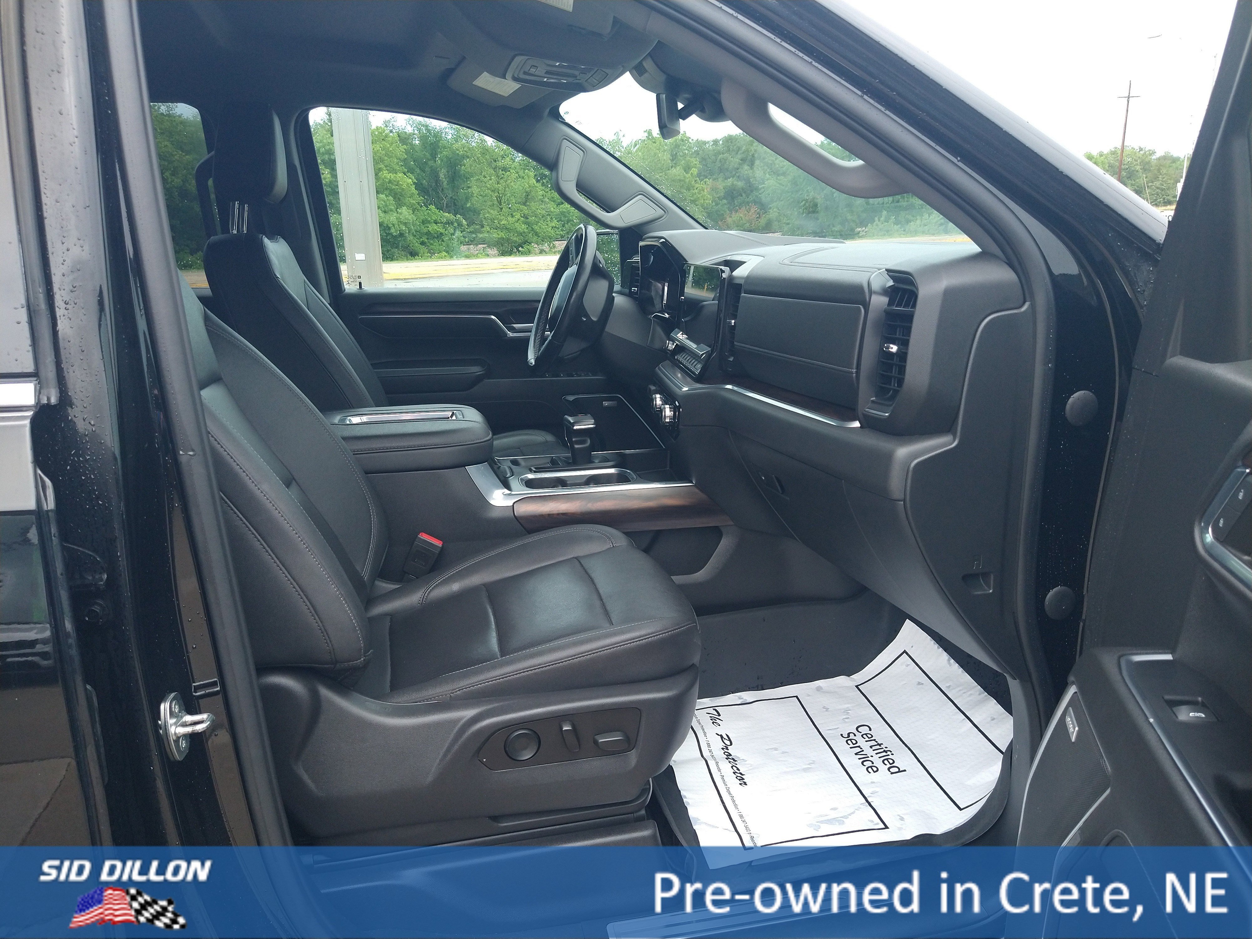 Used 2022 Onyx Black GMC SLT image 4