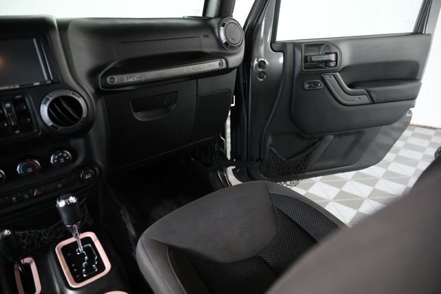Used 2017 Gray Jeep Unlimited Sport image 19