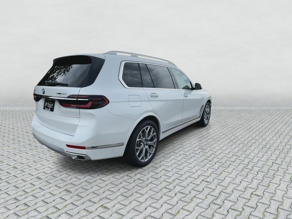 New 2027 Mineral White Metallic BMW xDrive40i image 8