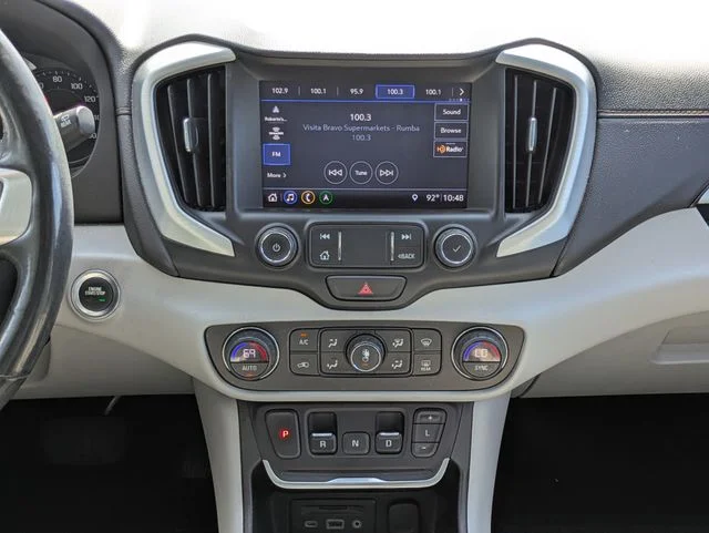 Used 2020 Quartz GMC SLT image 12