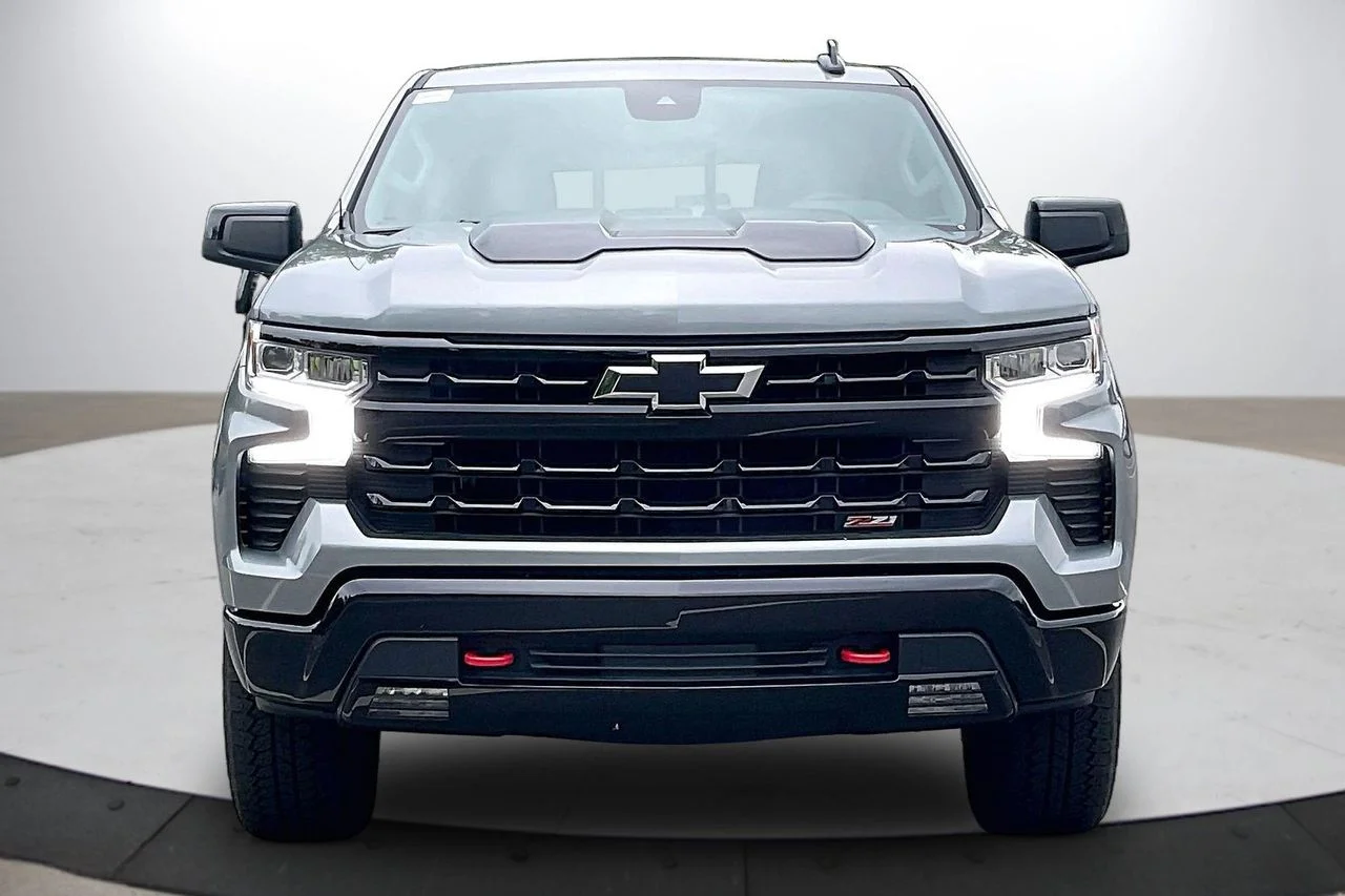 Certified Used 2025 Gray Chevrolet LT Trail Boss image 3