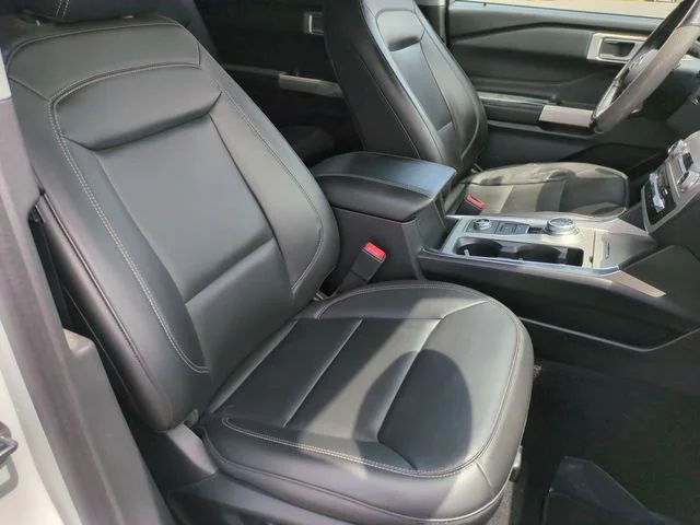 Used 2023 White Ford XLT image 34
