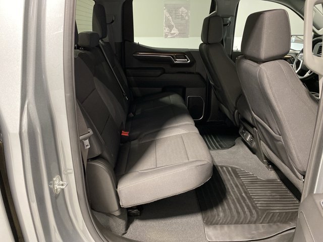 Used 2023 Sterling Gray Metallic Chevrolet LT image 25