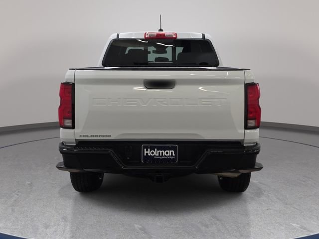 Used 2024 White Chevrolet Z71 image 7