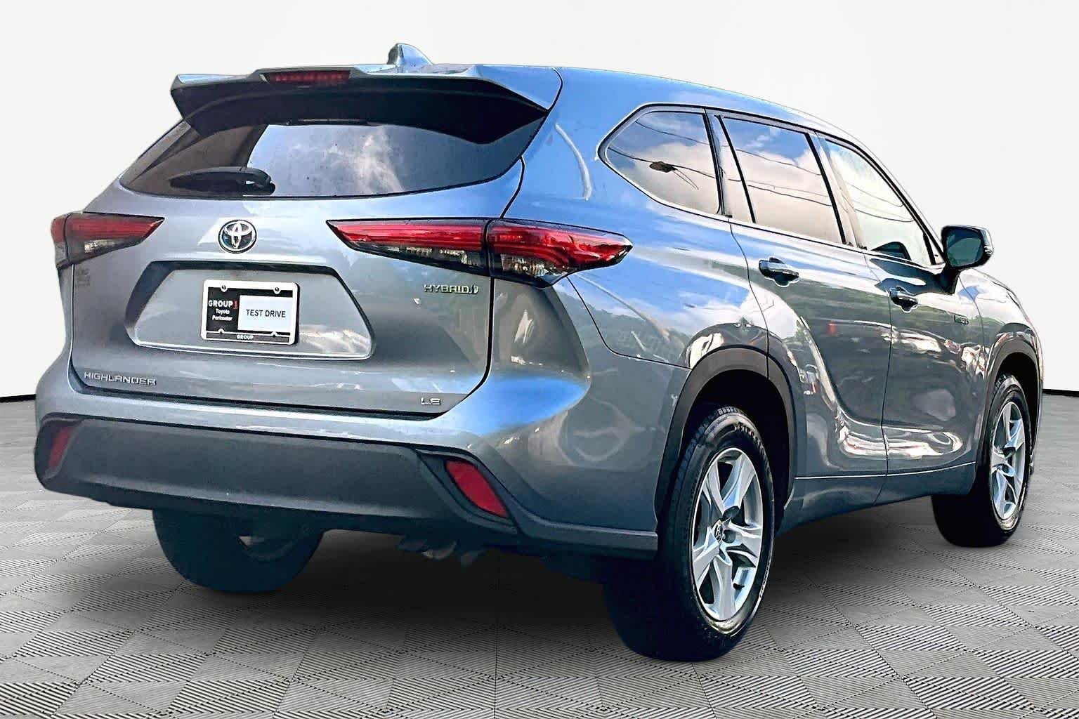 Used 2020 Moon Dust Toyota Hybrid LE image 13