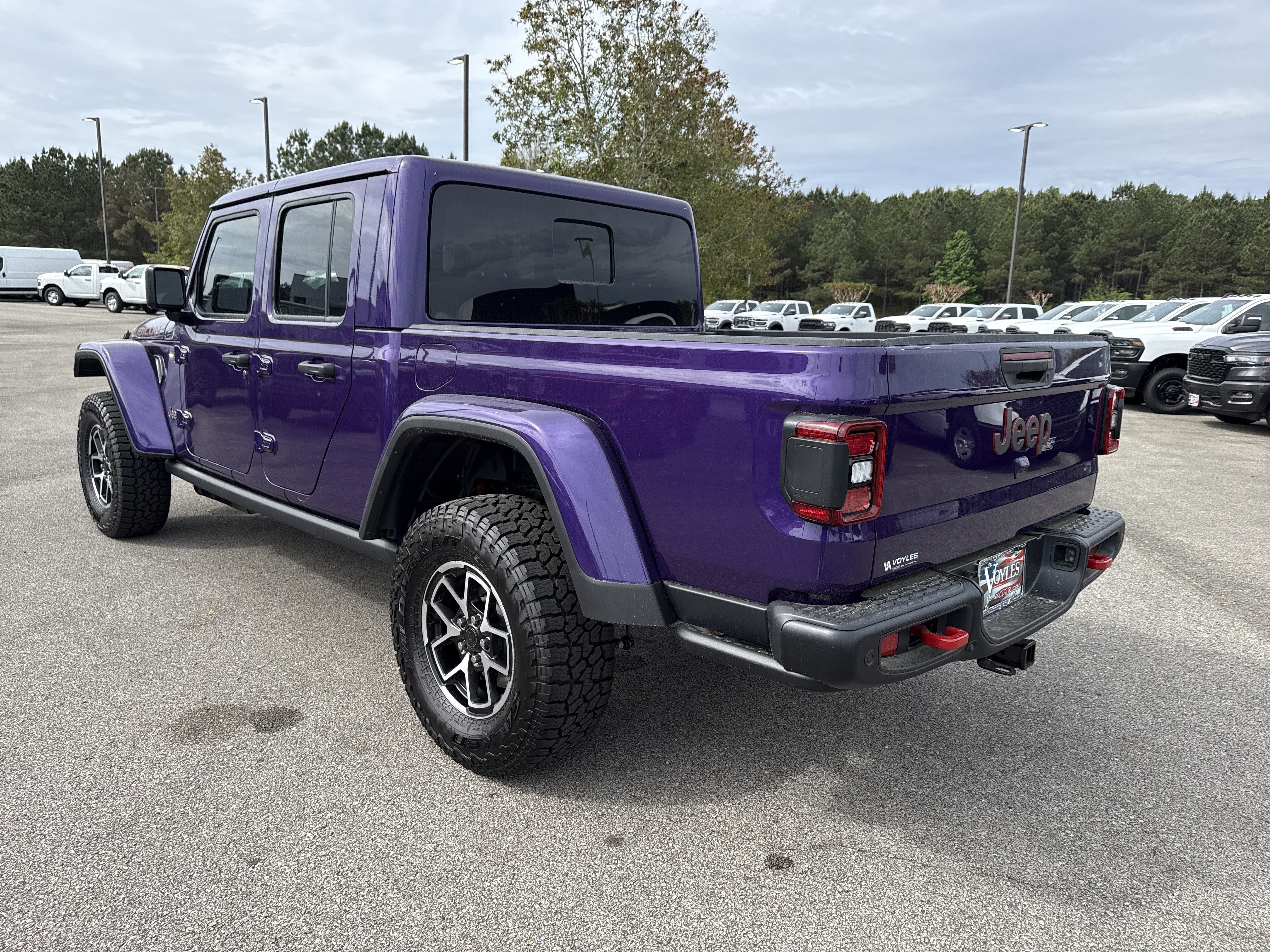 New 2026 Reign Exterior Paint Jeep Rubicon X image 4