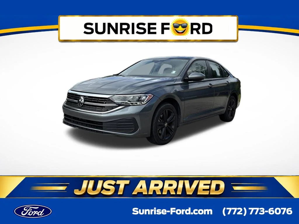 Used 2024 Gray Volkswagen 1.5T SE image 1