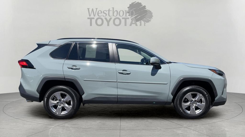 Used 2023  Toyota XLE image 8