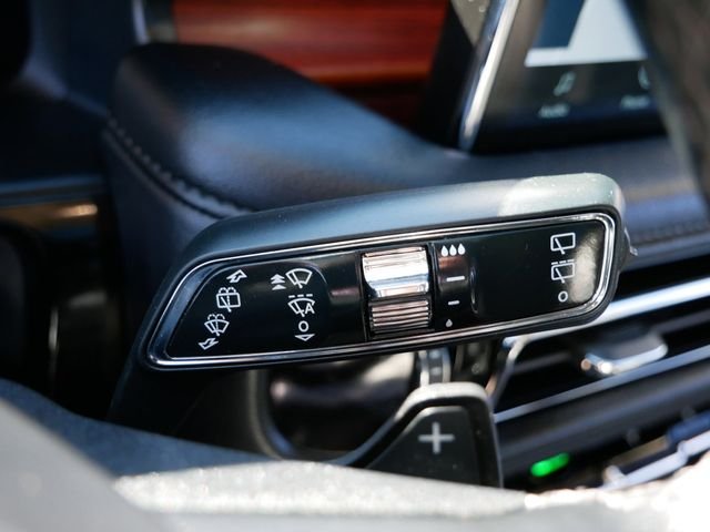 Used 2023 Black Metallic Lincoln Reserve image 24