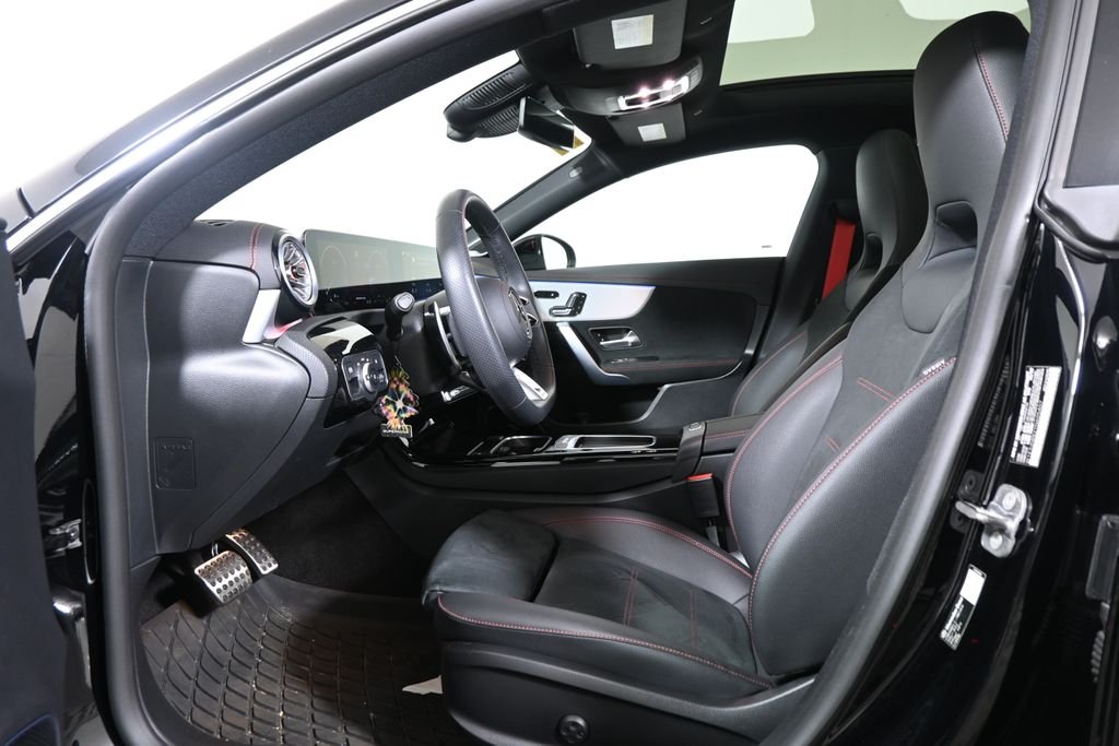 Certified Used 2026  Mercedes-Benz CLA 35 AMG® image 3