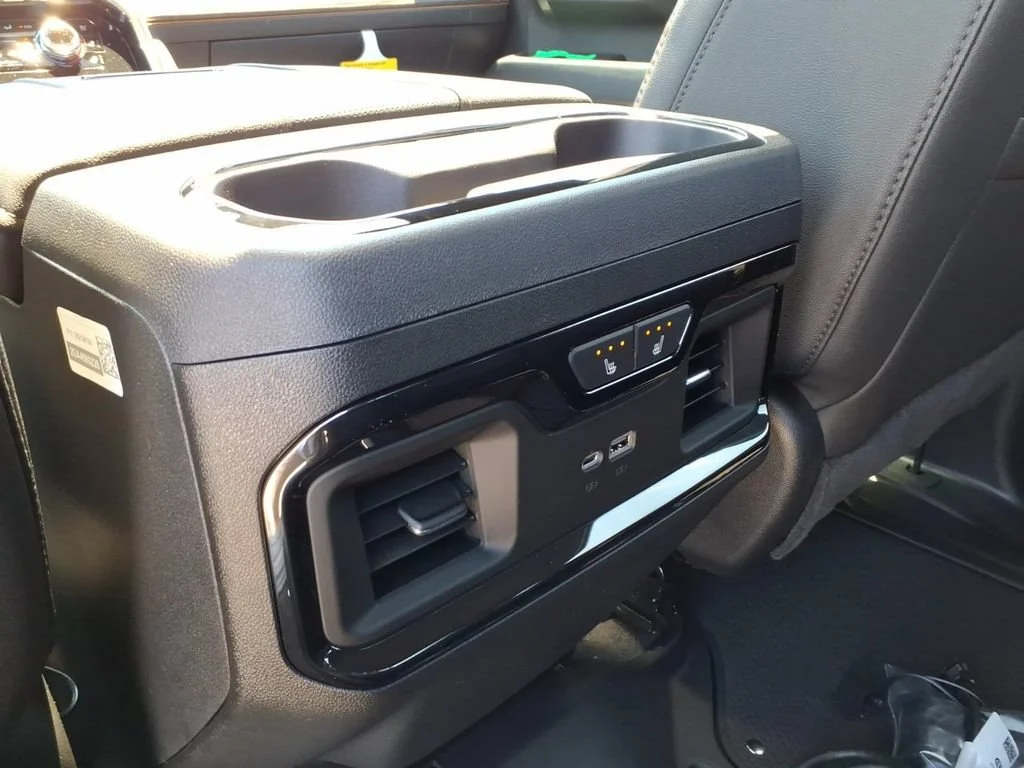 2026 GMC Sierra 2500HD AT4 - Photo 18