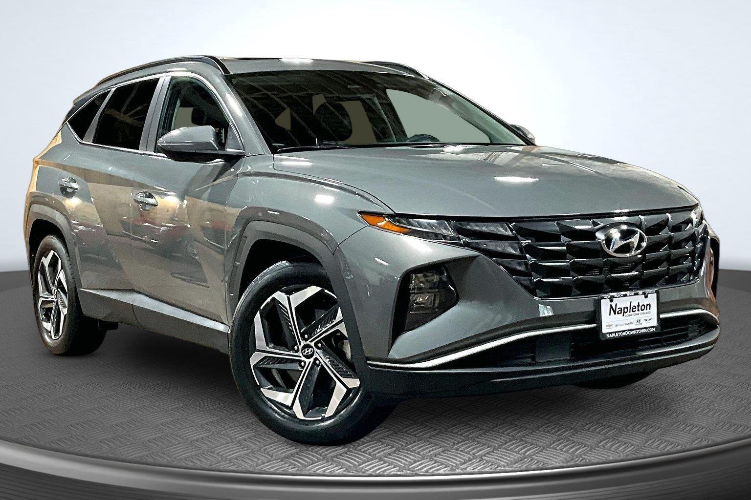 Used 2024 Hampton Gray Hyundai SEL image 13