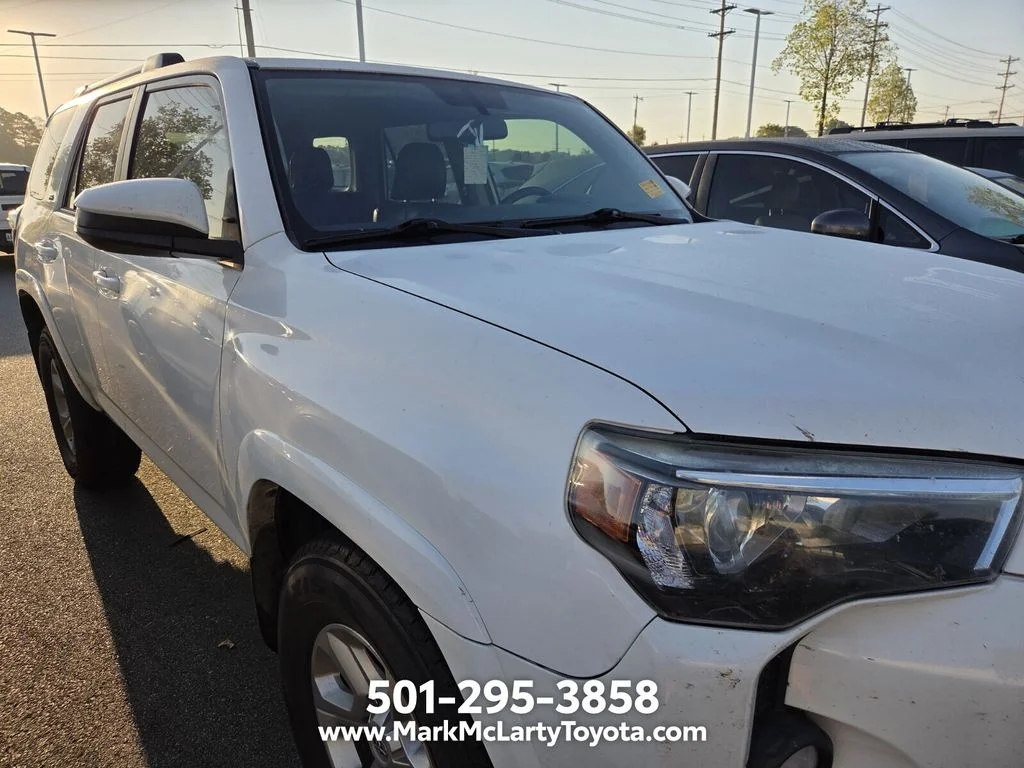 Used 2019 White Toyota SR5 image 8