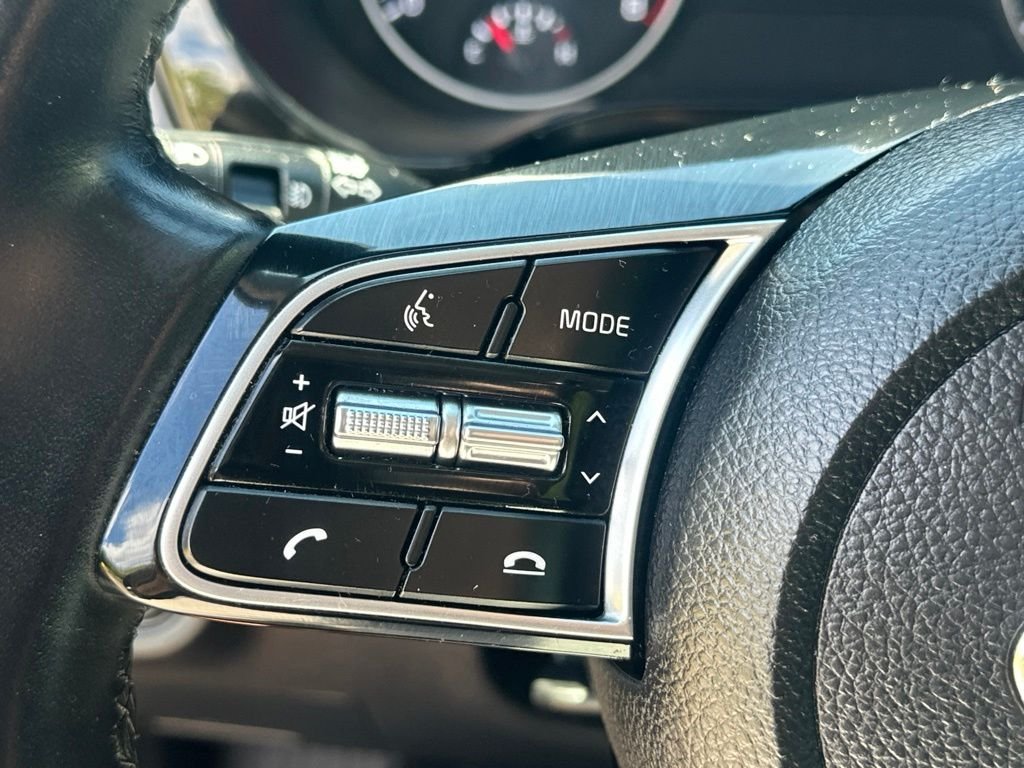 Used 2021 Black Kia EX image 14