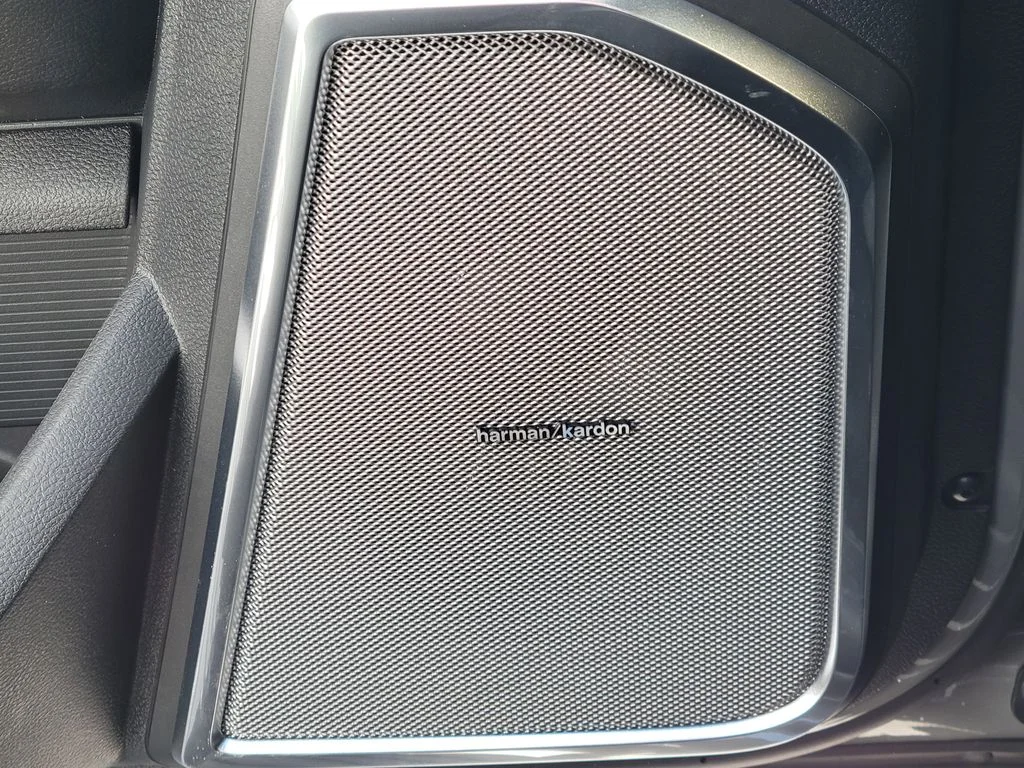New 2026 Ceramic Gray Clear-Coat Exterior Paint RAM Laramie image 14