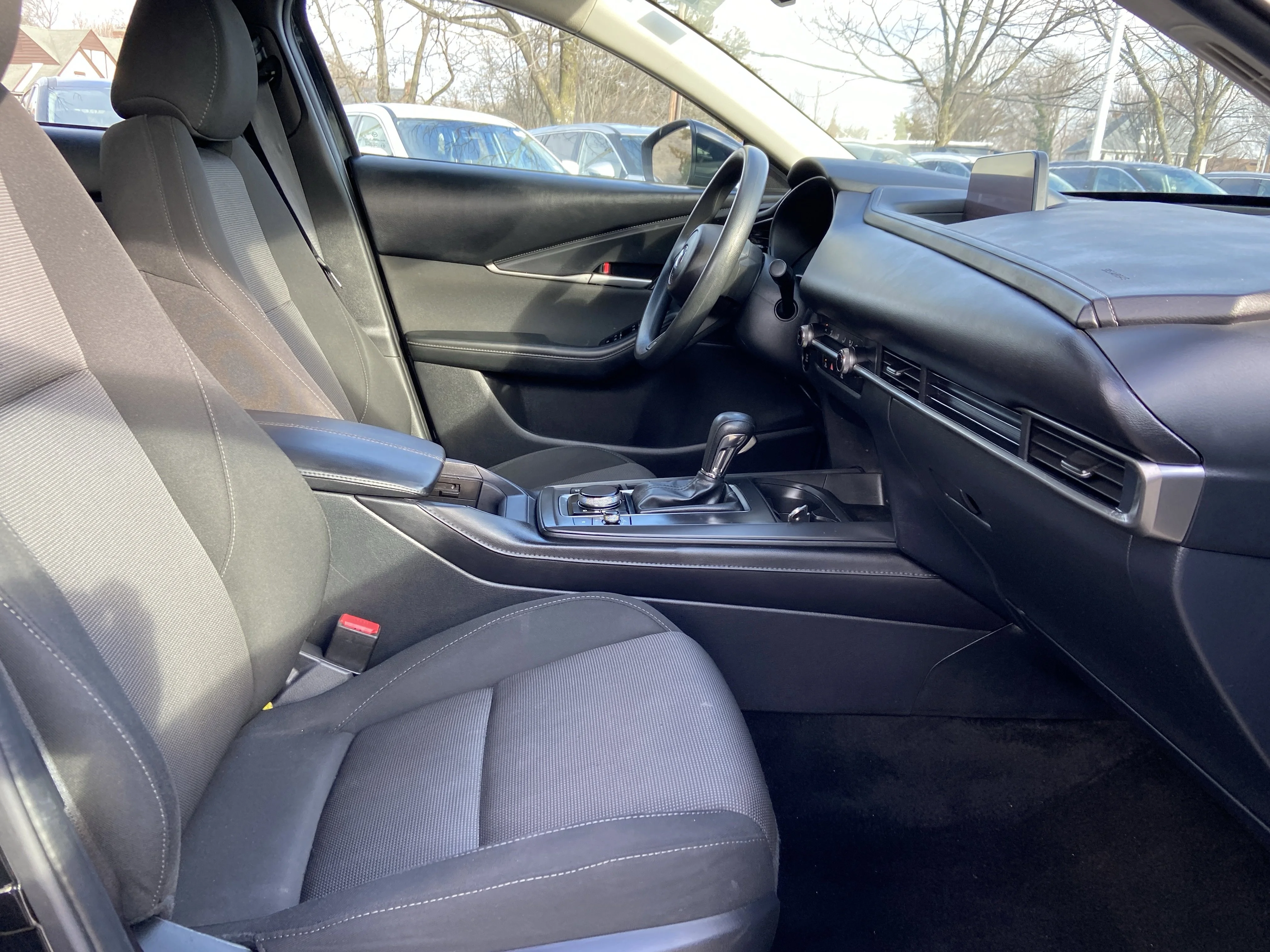 2025 Mazda CX-30 S - Photo 24