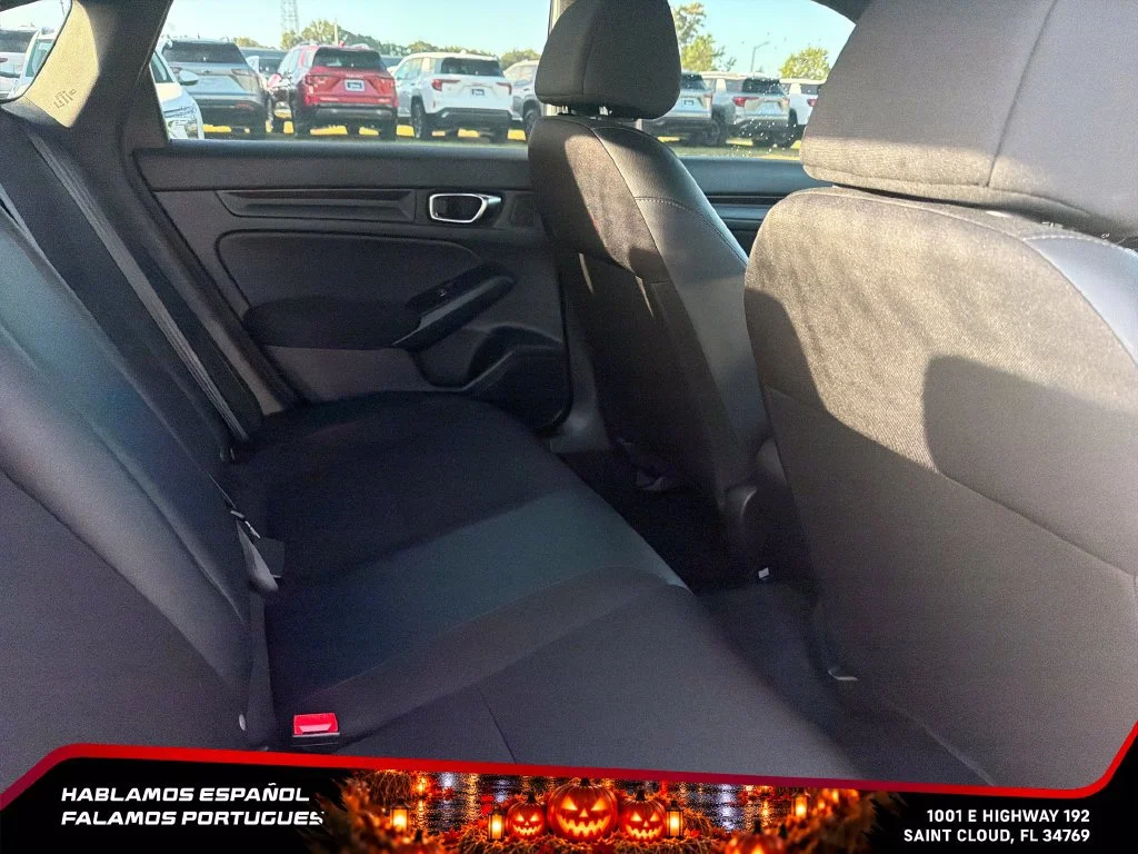Used 2025  Honda Sport image 28