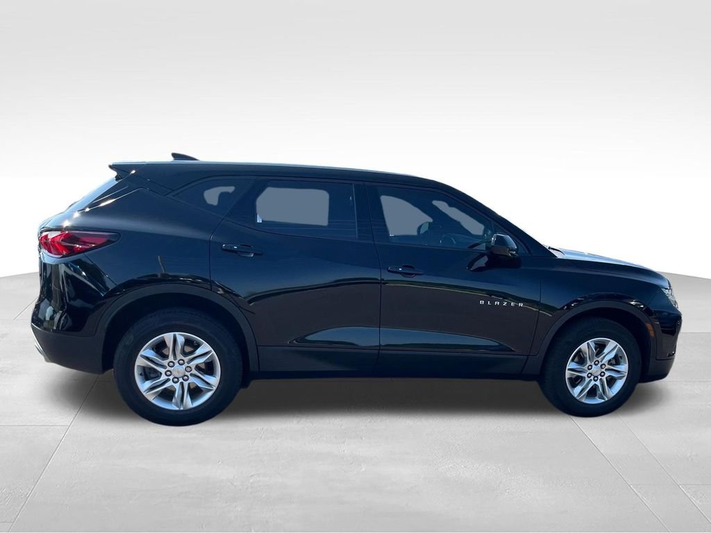 Used 2021 Black Chevrolet LT image 6