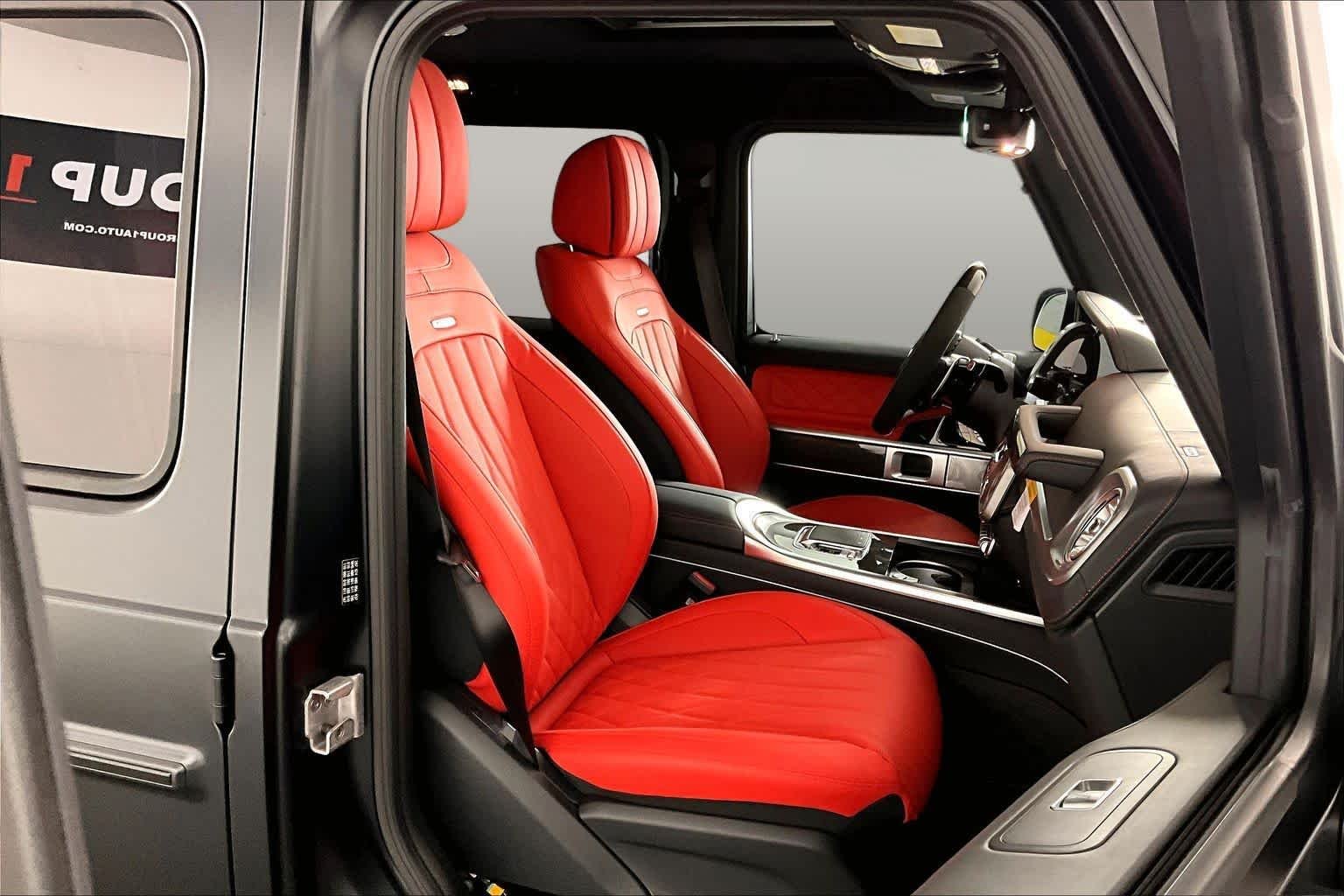 Used 2025 MANUFAKTUR Night Black magno Mercedes-Benz AMG® G 63 image 9