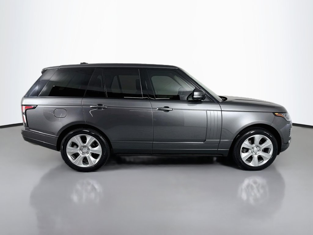 Used 2018 Gray Land Rover HSE image 8