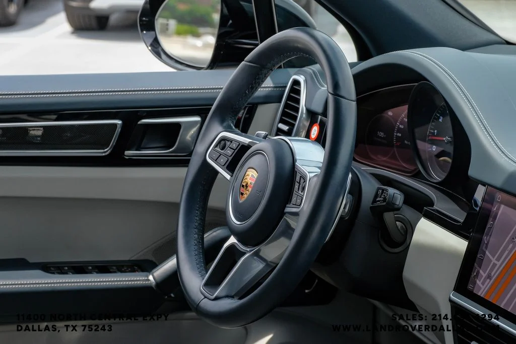 Used 2021 Moonlight Blue Metallic Porsche S image 16