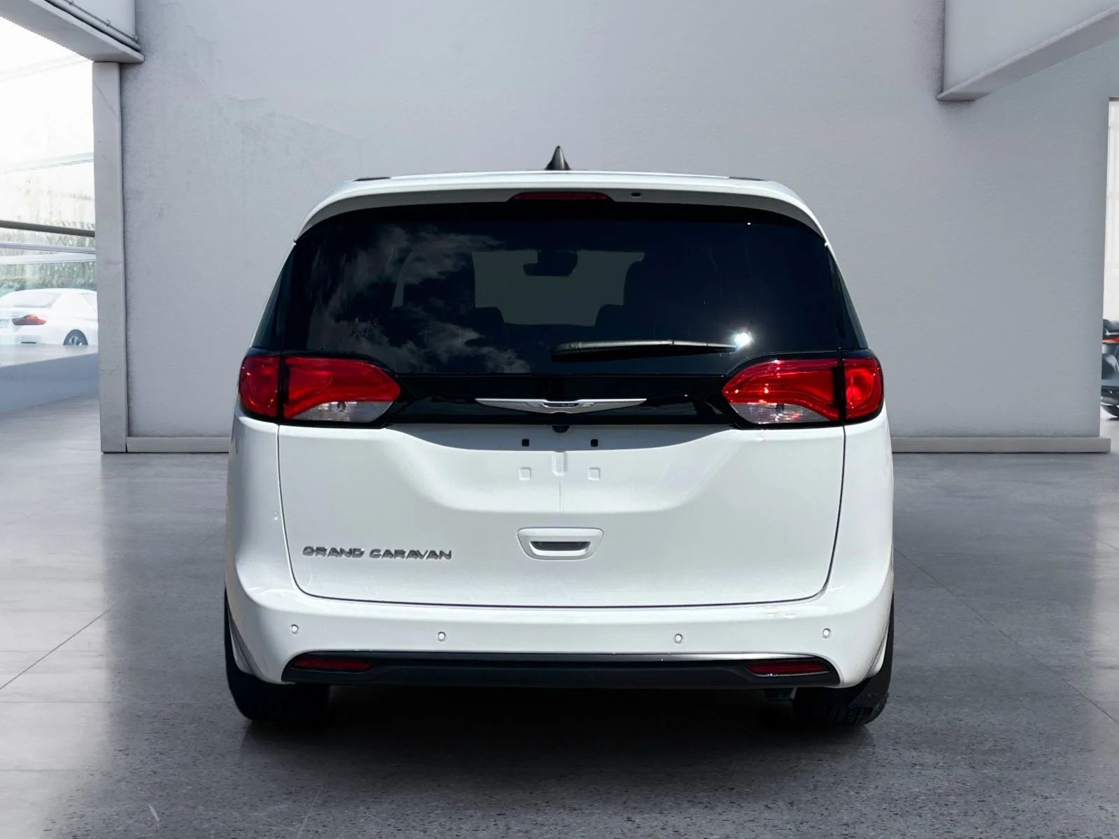 New 2027 Bright White Chrysler SXT image 4