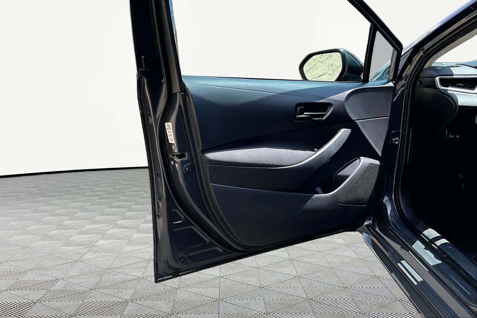 Used 2024 Underground Toyota LE image 22