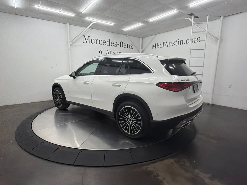 New 2027 Polar White Mercedes-Benz GLC 300 image 37
