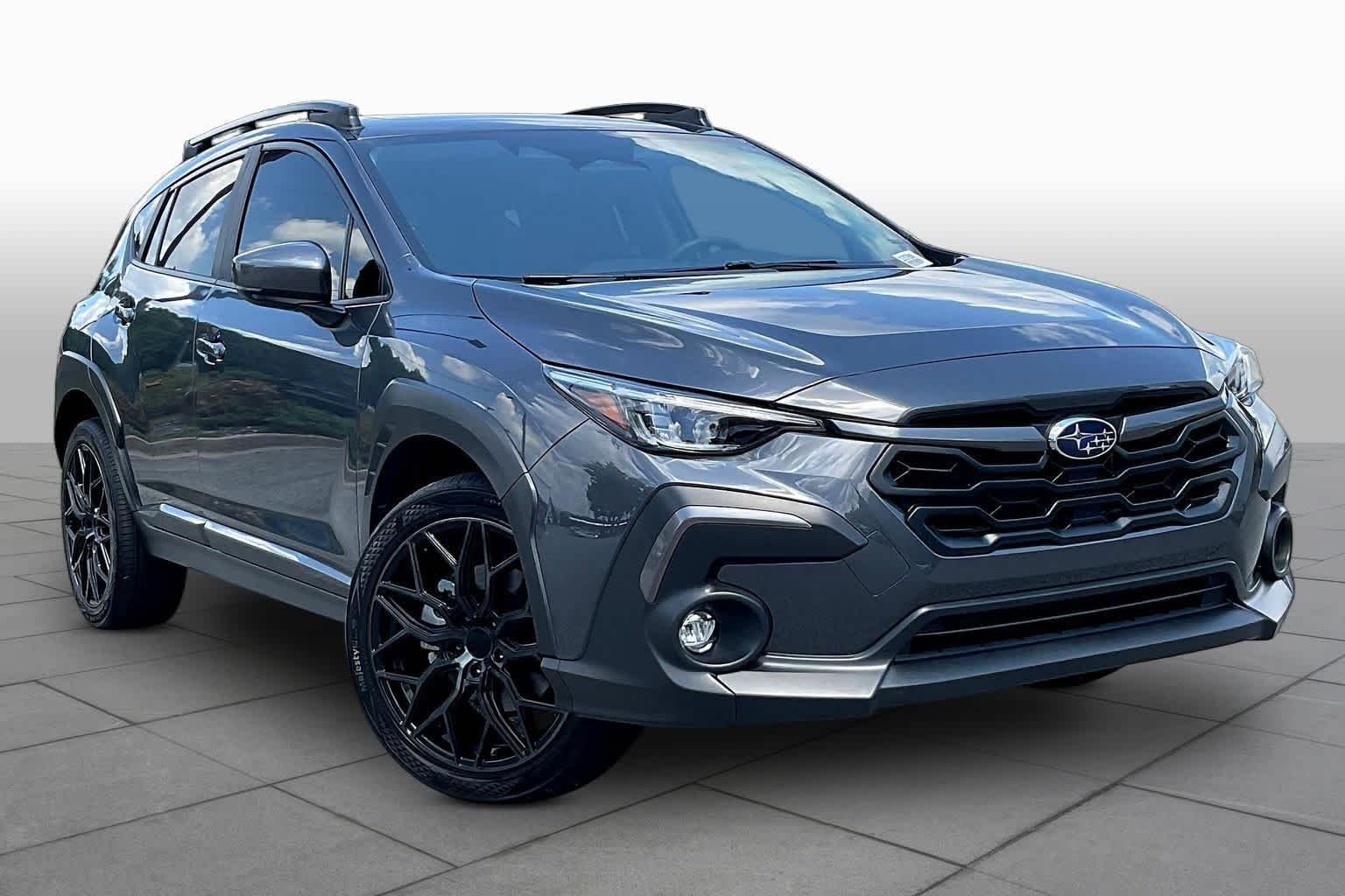 Used 2025 Magnetite Gray Metallic Subaru Limited image 3