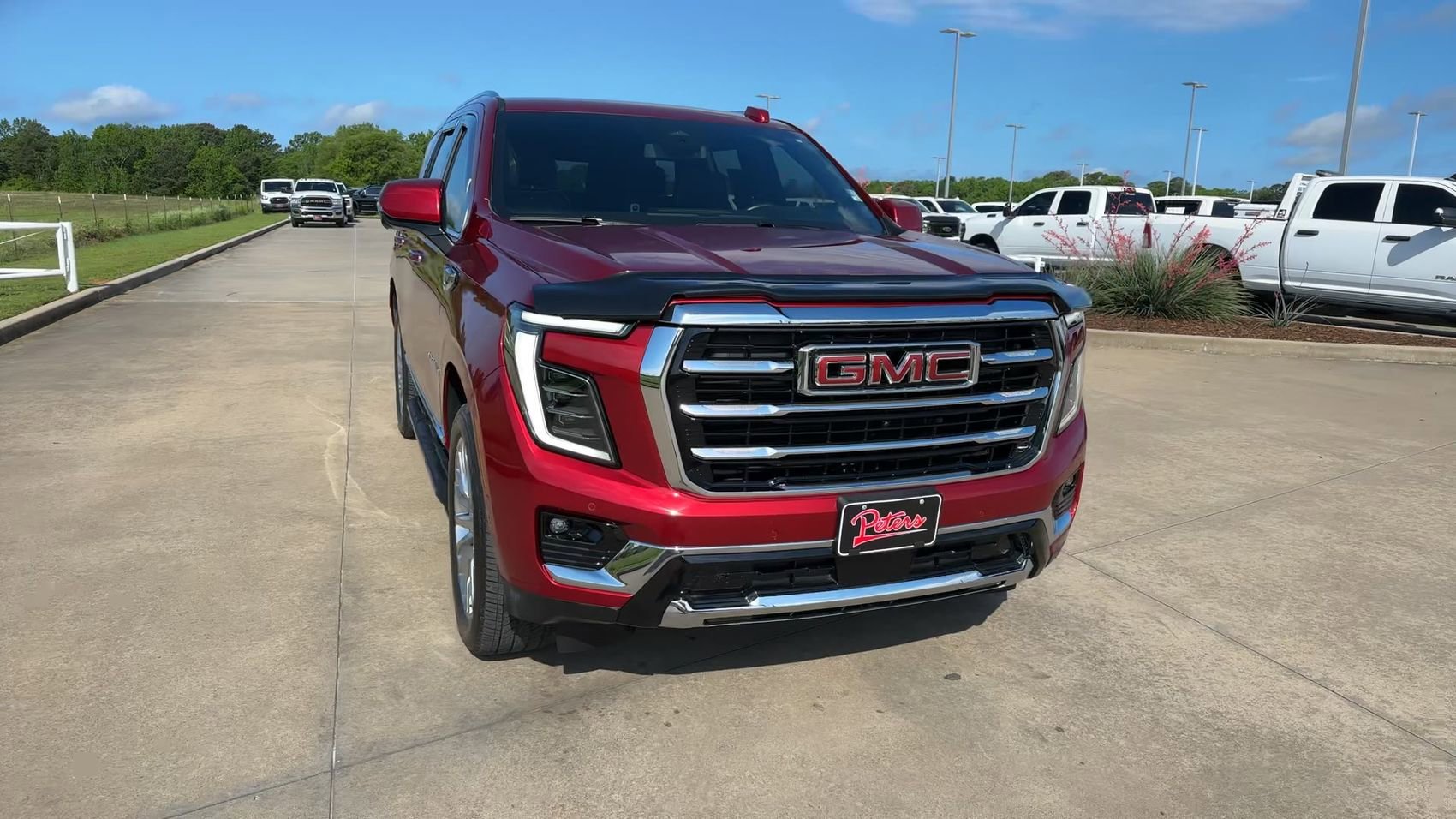 Used 2025 Volcanic Red Tintcoat GMC Elevation image 4