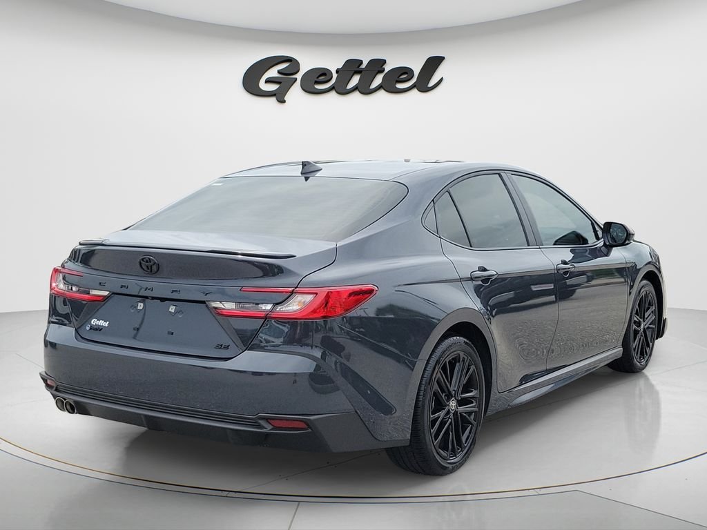 Certified Used 2025  Toyota SE image 5