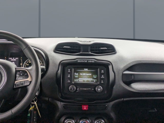 Used 2015 Silver Jeep Sport image 18