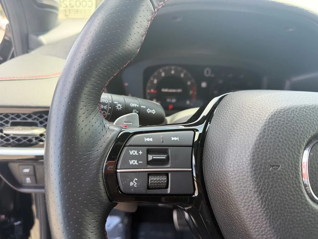 Used 2025 Crystal Black Pearl Acura AWD A-SPEC Advance image 19