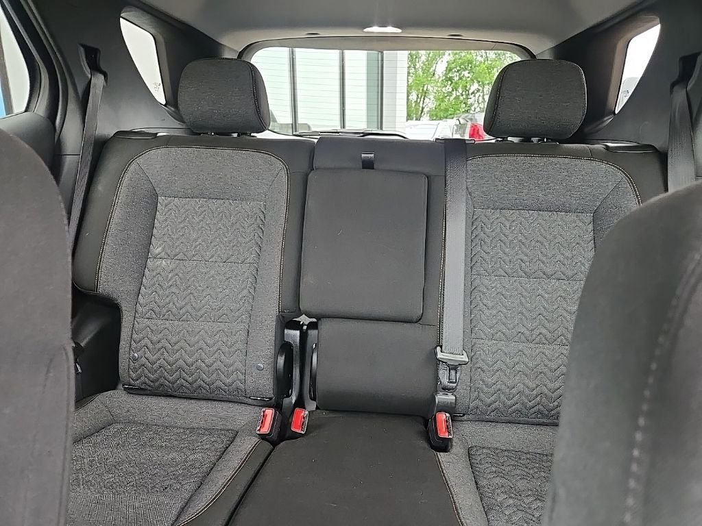 Used 2024 White Chevrolet LT image 37