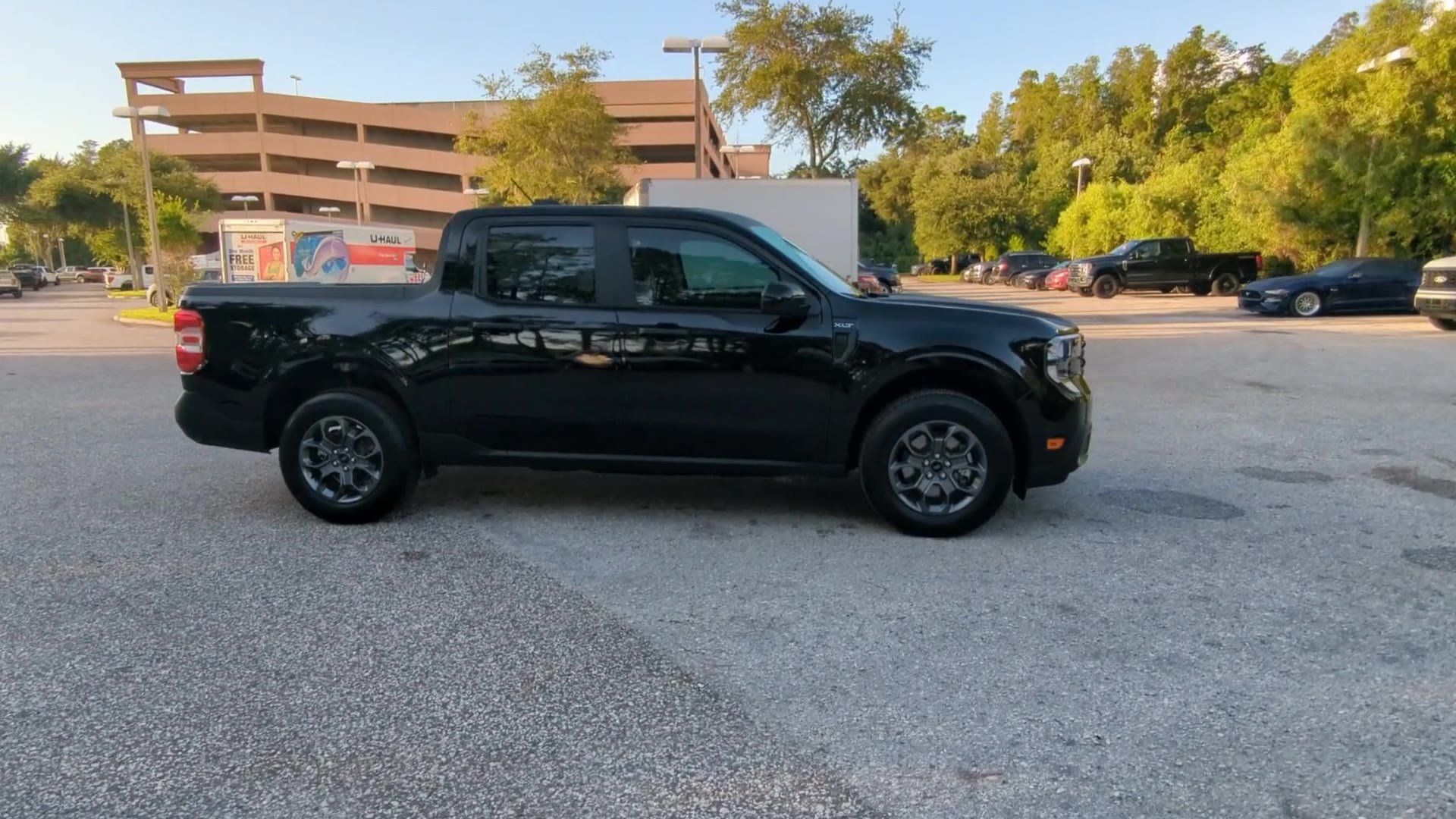 New 2026 Shadow Black Ford XLT image 29