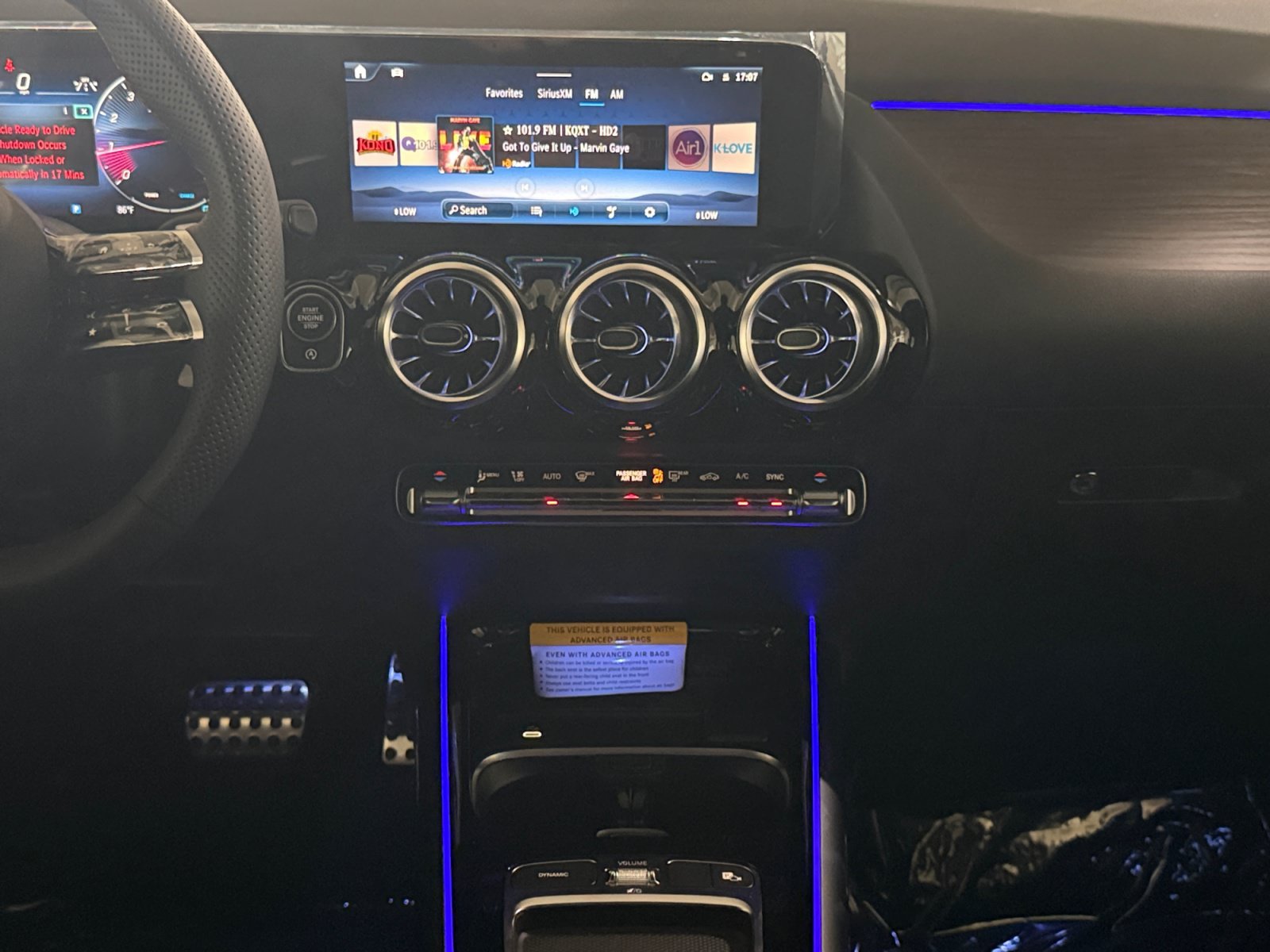 New 2026 Polar White Mercedes-Benz GLA 250 image 37