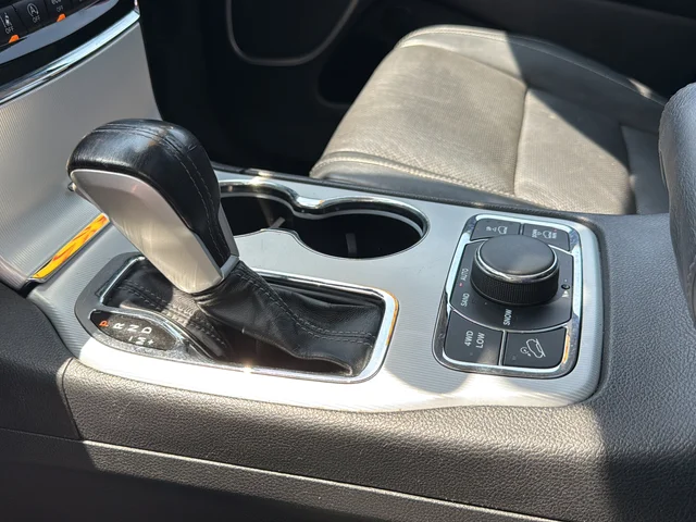 Used 2021 Red Jeep Summit image 23