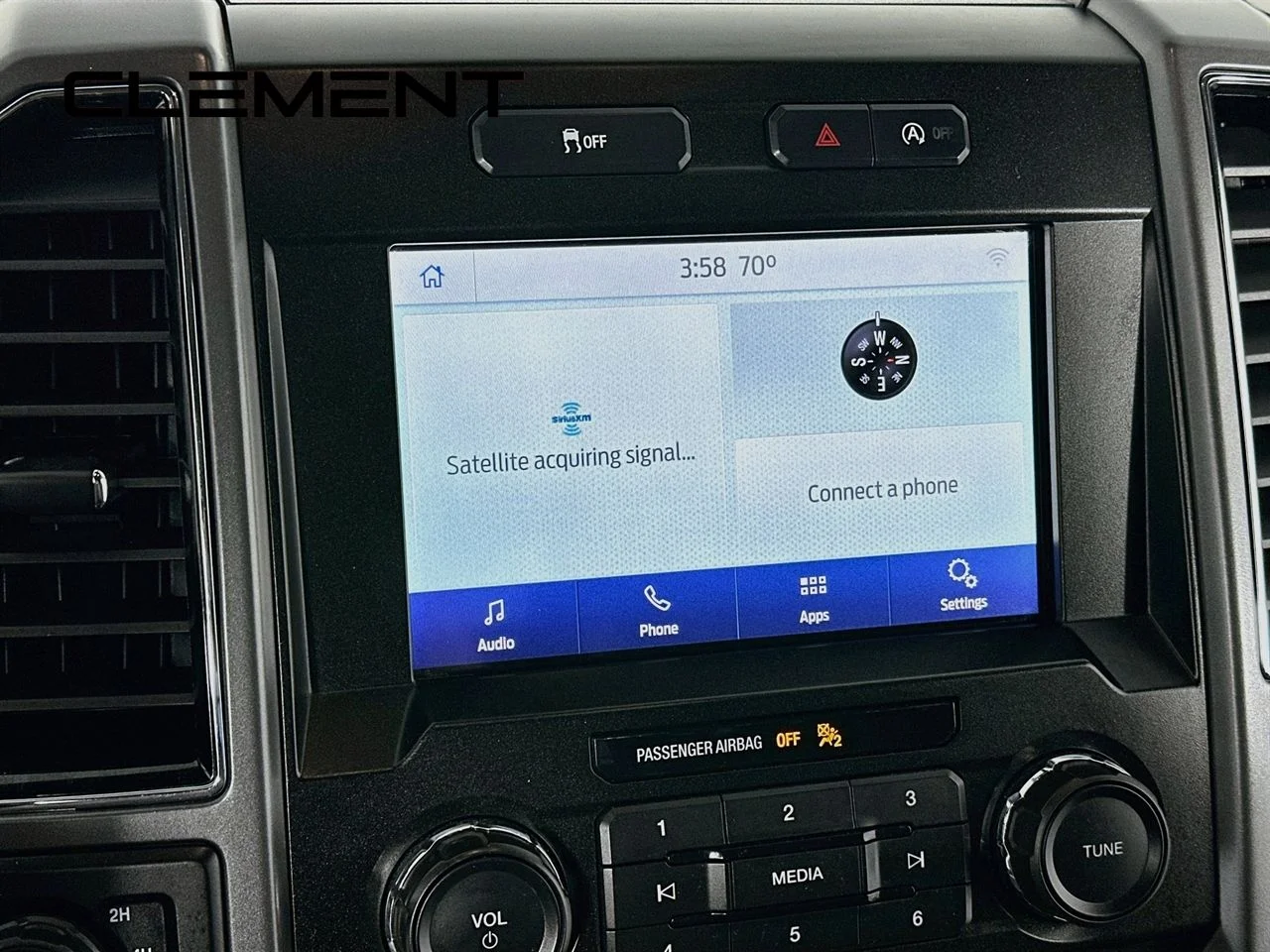 Used 2020 Black Ford XLT image 19