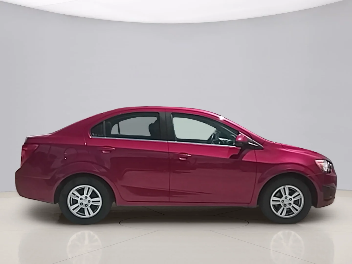 Used 2013 Red Chevrolet LT image 6