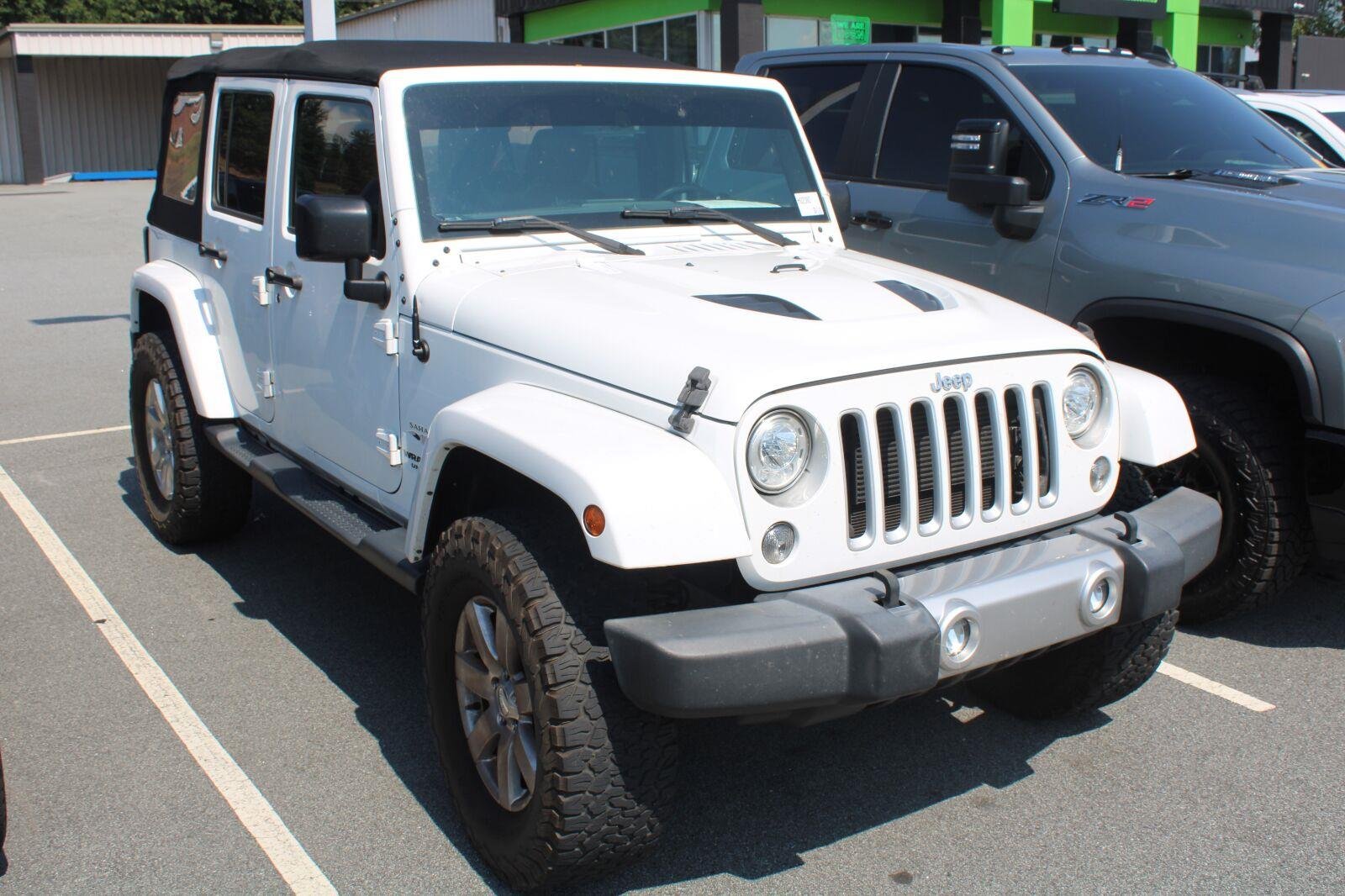 Used 2017 Bright White Clearcoat Jeep Sahara image 3