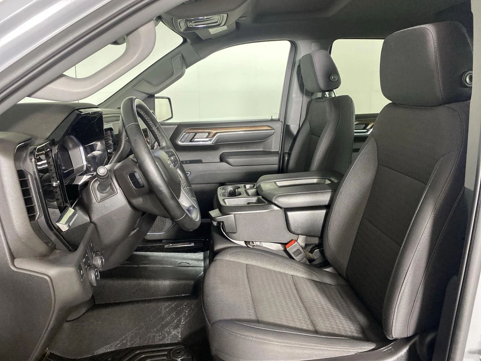 Used 2024 Slate Gray Metallic Chevrolet LT Trail Boss image 20