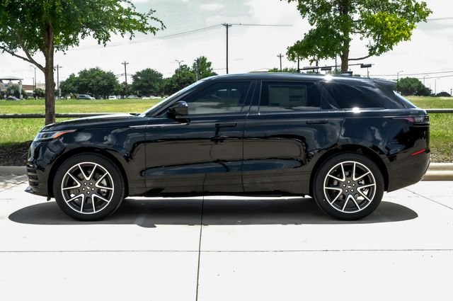 Certified Used 2025 Black Land Rover Dynamic SE image 15
