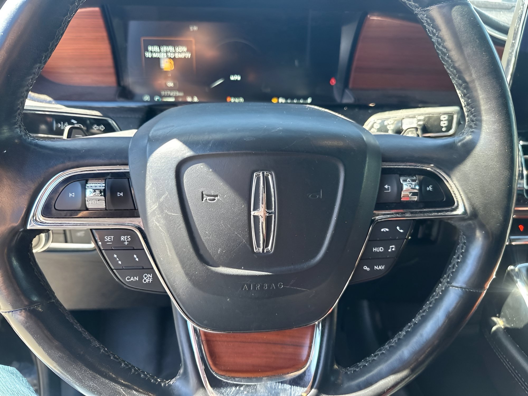 Used 2020 Black Lincoln Reserve image 27