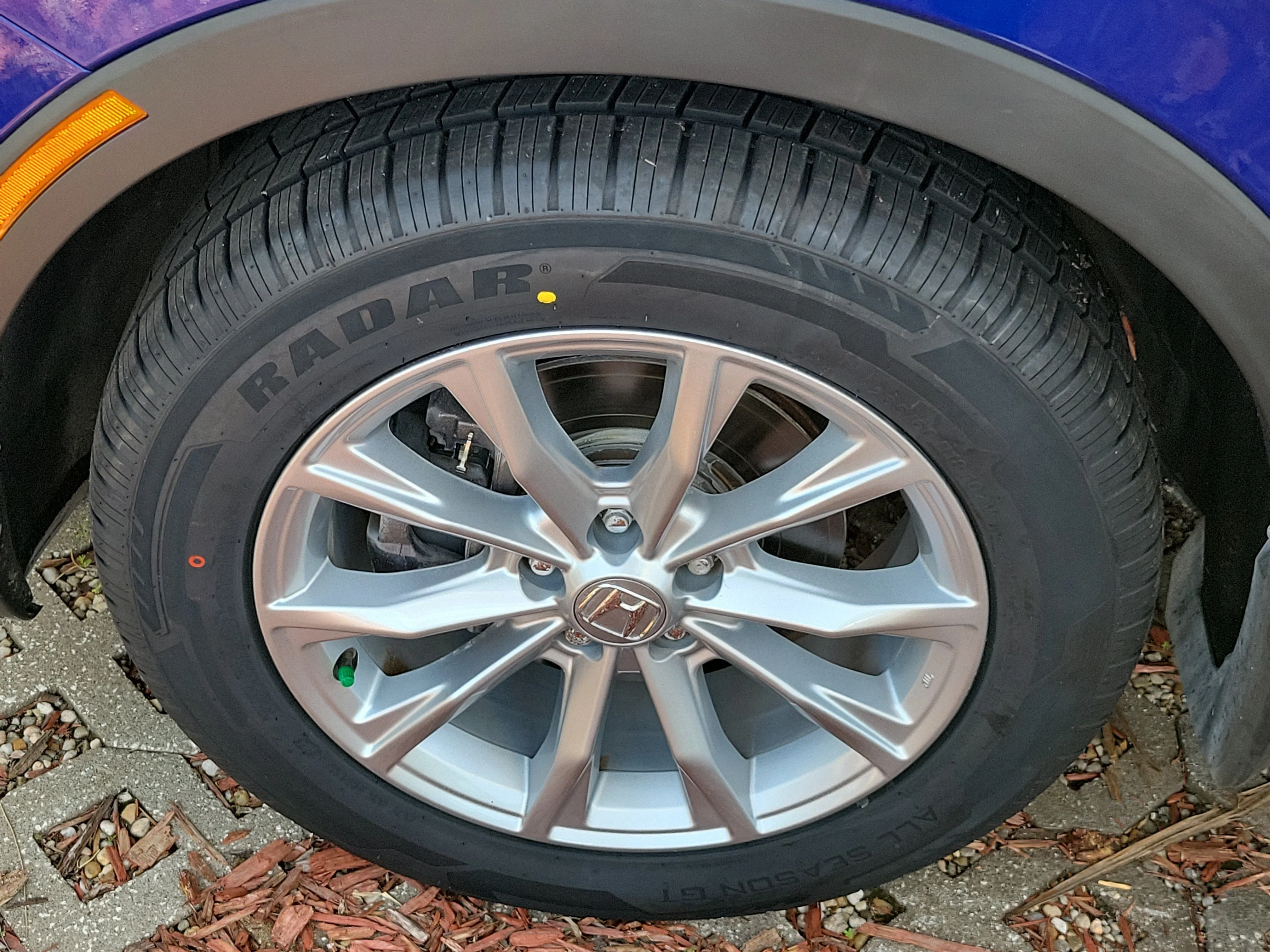 Used 2024 Blue Honda EX-L image 9
