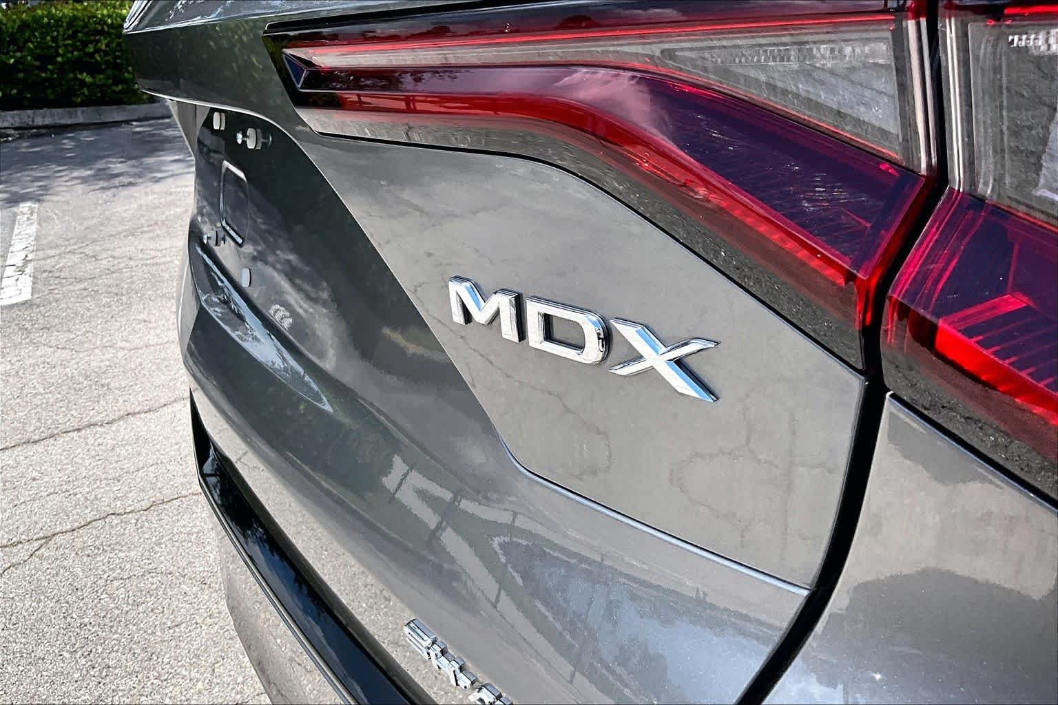 Used 2022 Liquid Carbon Metallic Acura Type S image 10