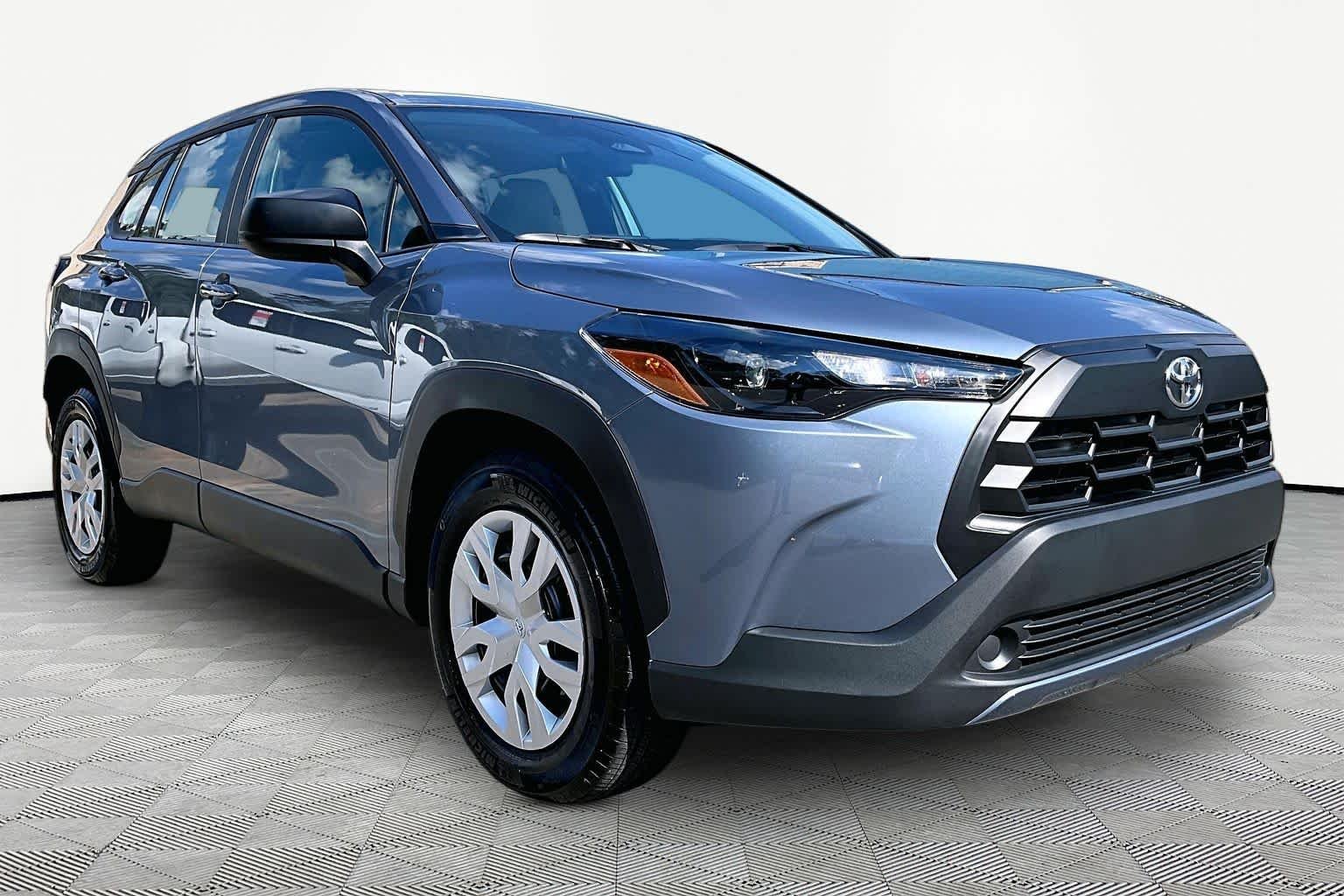 Used 2026 Celestite Toyota L image 3