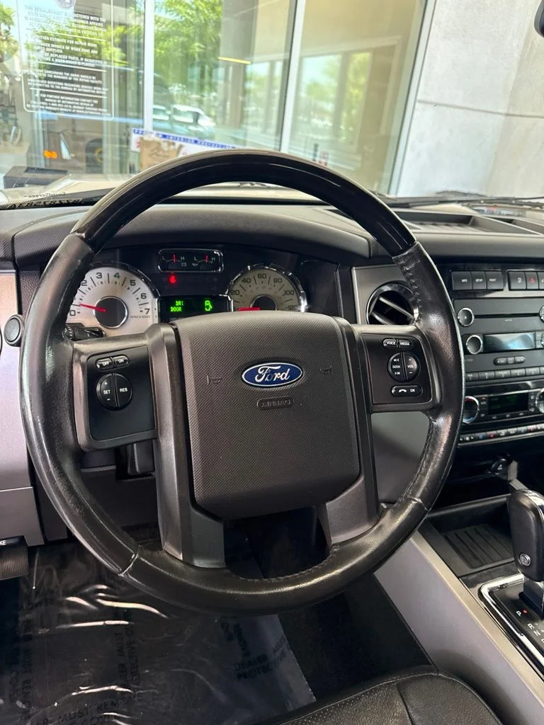 Used 2012 White Ford Limited image 15