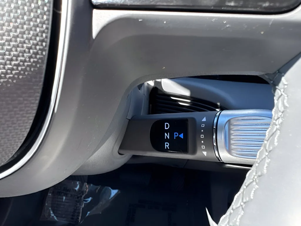 Used 2023 Gray Hyundai SEL image 11